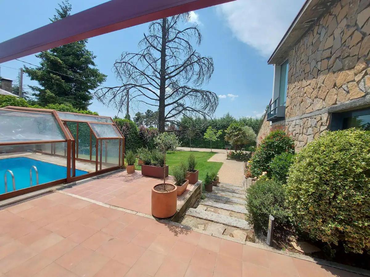Fantástica vivienda con amplio jardín y piscina Villa Cercedilla Exterior foto